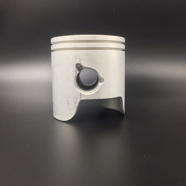 картинка Поршень Yamaha 40 OLD (STD) (Omax)