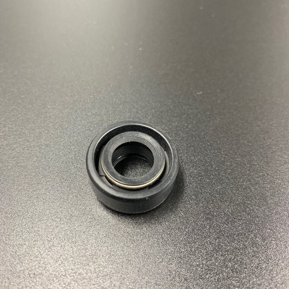 картинка Сальник Yamaha (93103-10052; 93103-11051) (11x21x8) (Omax)