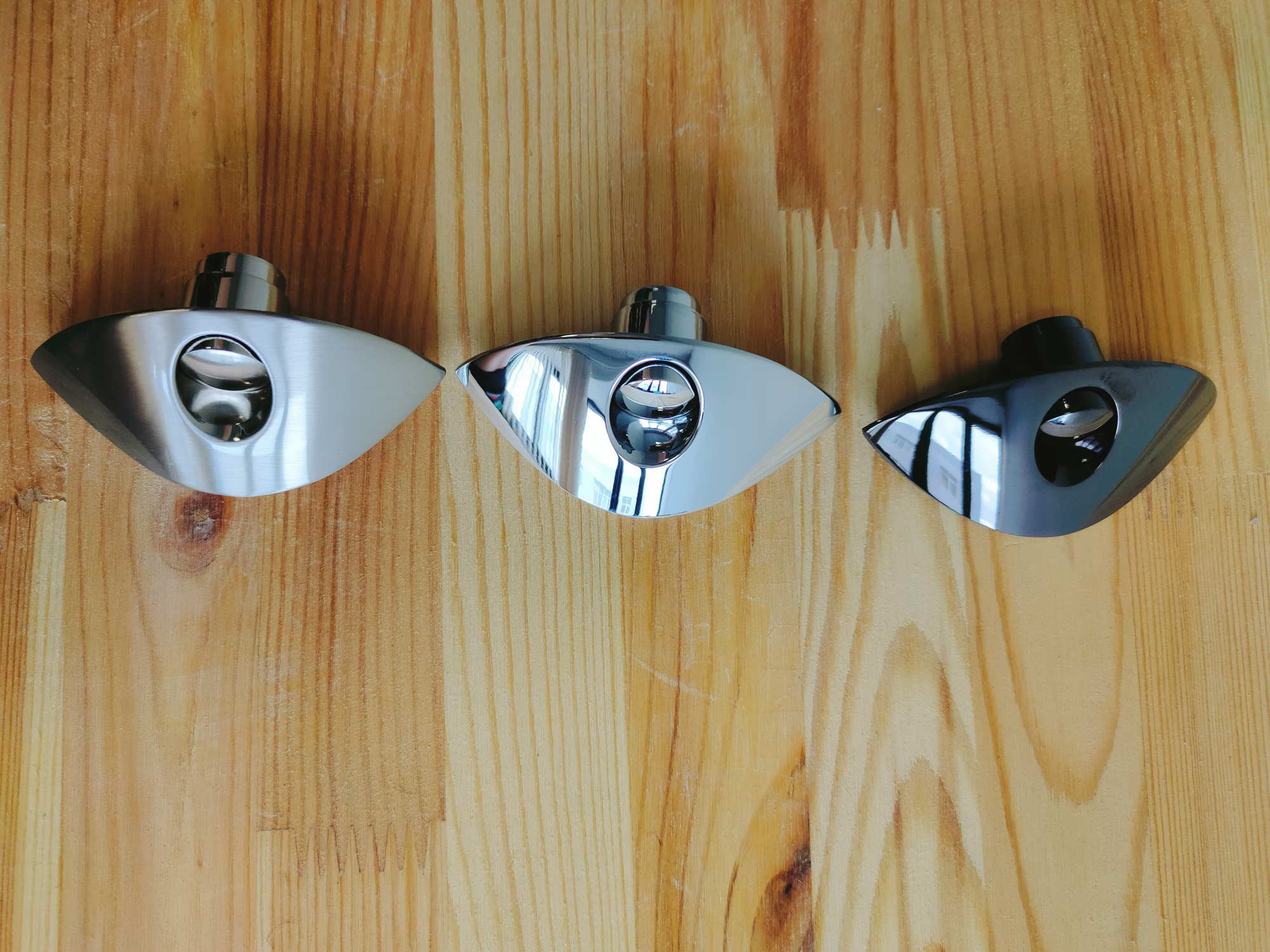 картинка Кнопка-замок мебельный BL03-GB (антрацит)