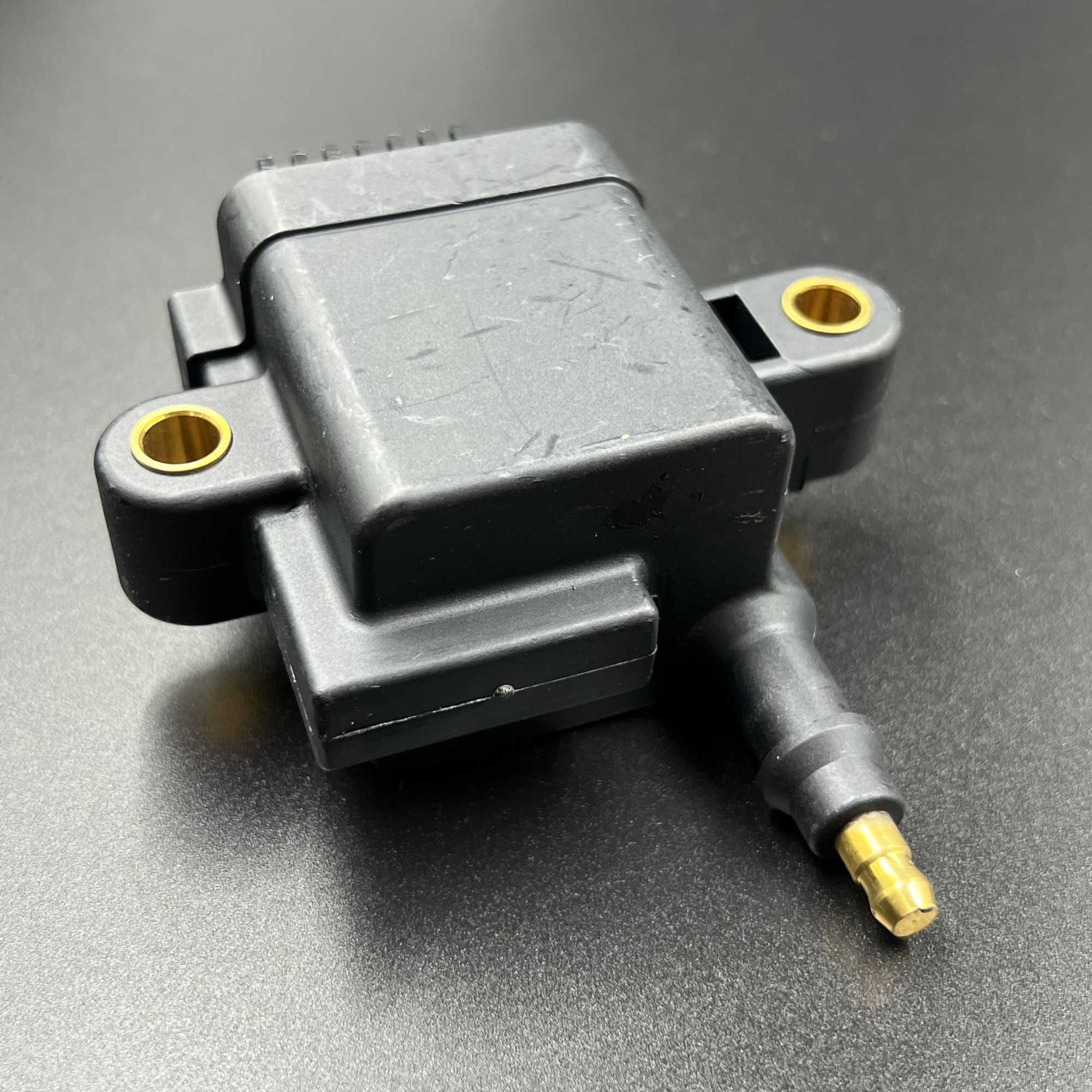 картинка Катушка зажигания Mercury 40-60 (339-879984T01; 300-8M0077471) (PREMARINE)