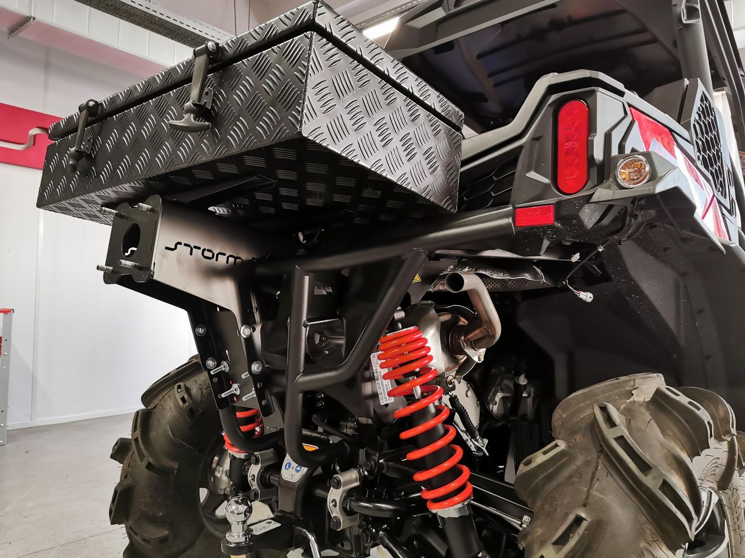 картинка Крепление для запасного колеса квадроцикла/багги STORM