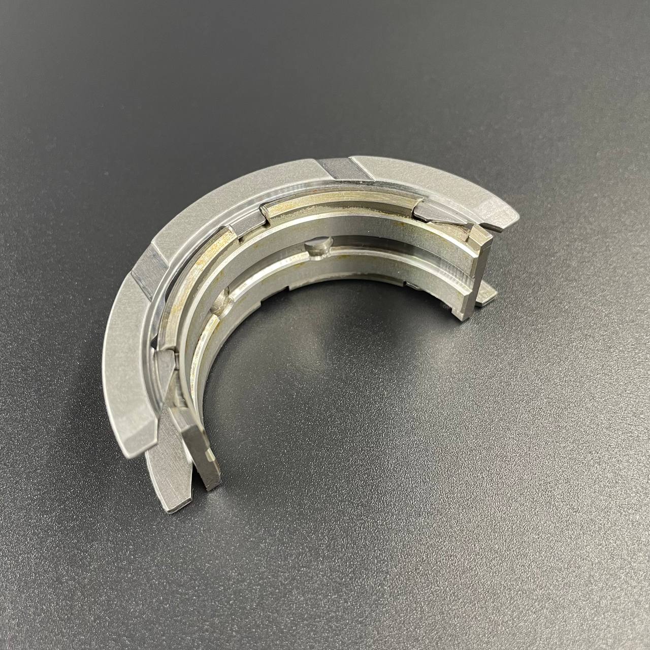 картинка Вкладыш коренной Yamaha F75-115 (Red) (6D8-11418-20) (Yamaha)