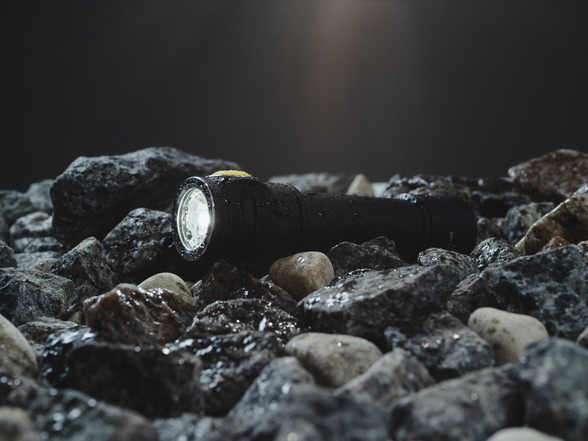 картинка Фонарь Armytek Prime C2 Magnet USB Warm