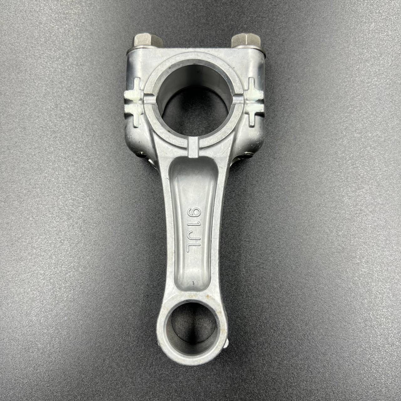 картинка Шатун Suzuki DF4-6 (12160-90910) (Suzuki)