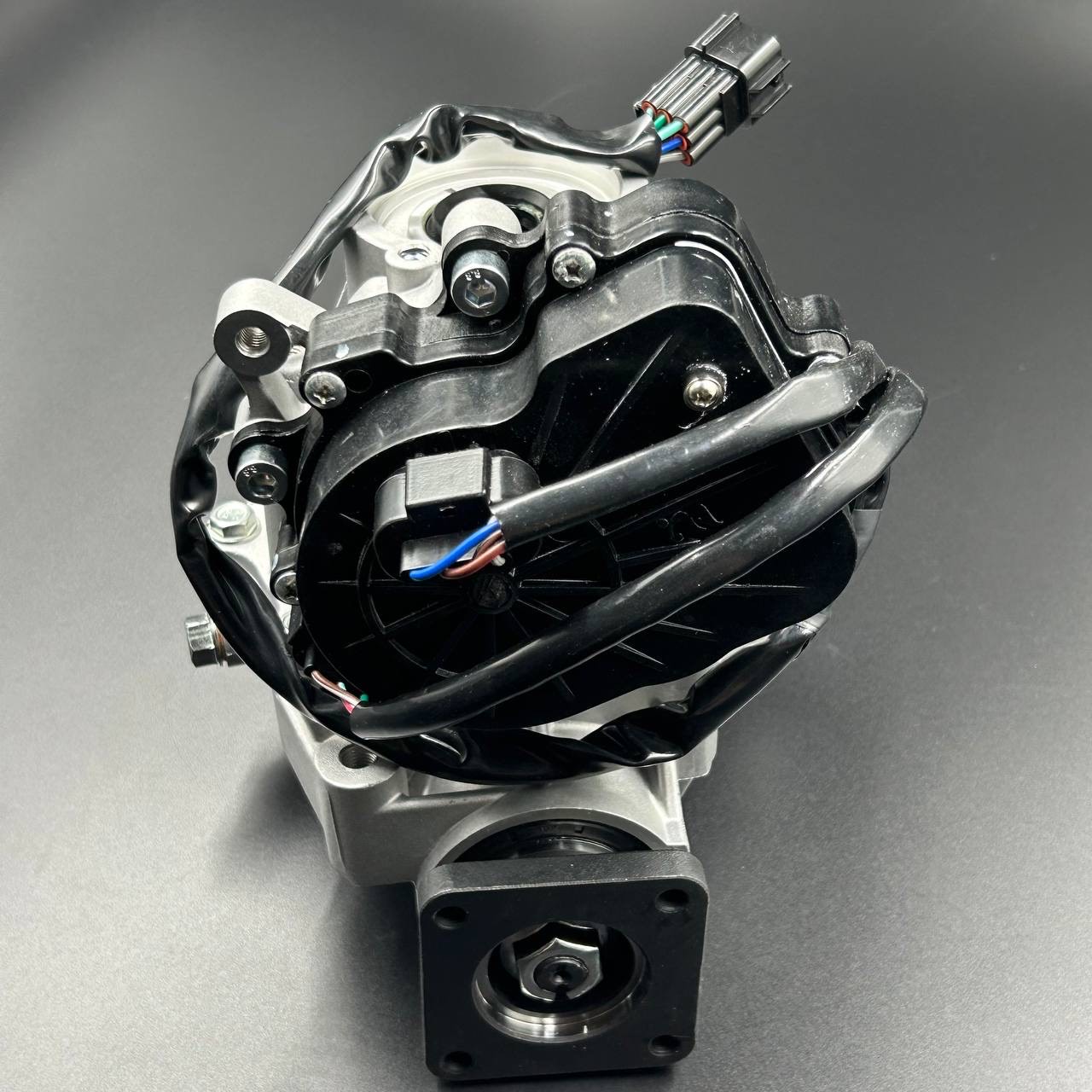 картинка Редуктор передний(в сборе) CFM X5/X8 (ZIBO)