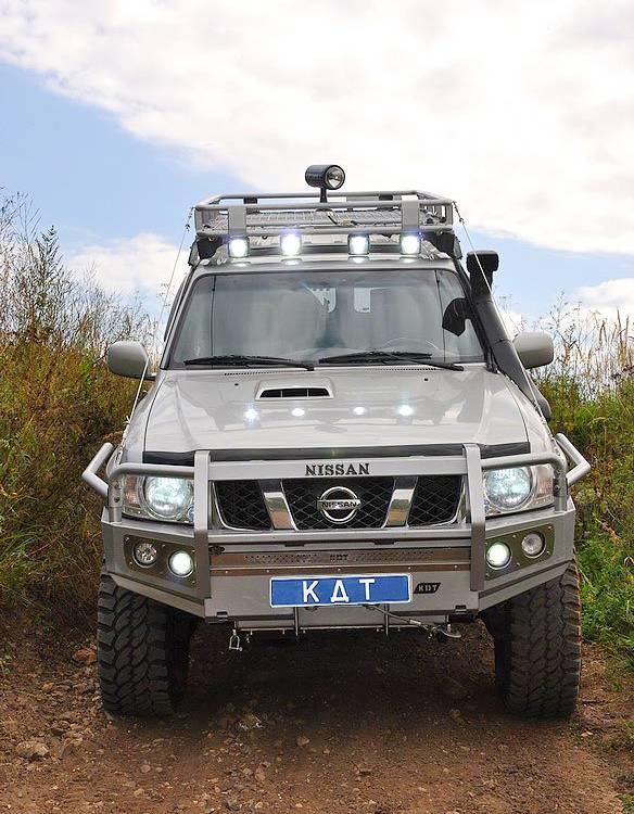 картинка Передний силовой бампер со съемным кенгурином Nissan Patrol