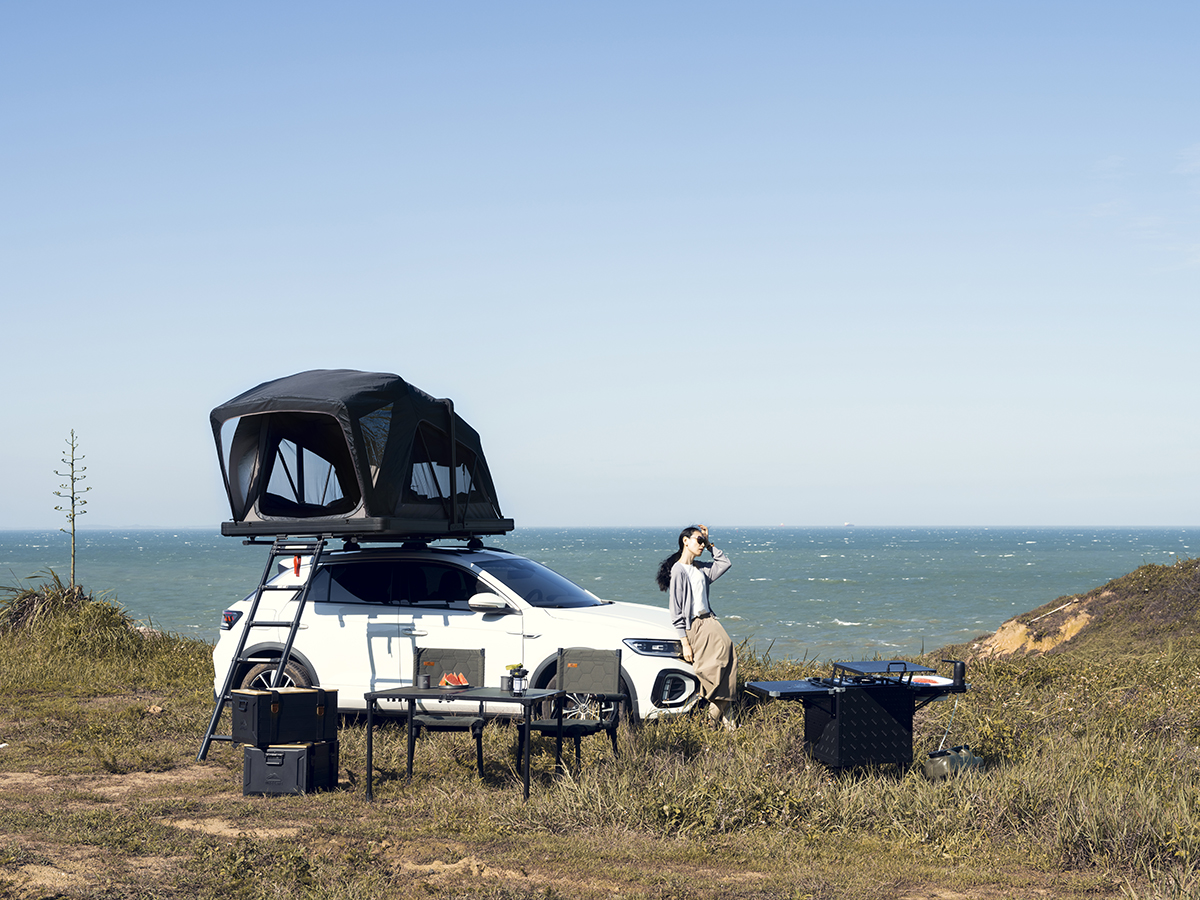 картинка Палатка на крышу автомобиля Wild Land Summit Explorer 140