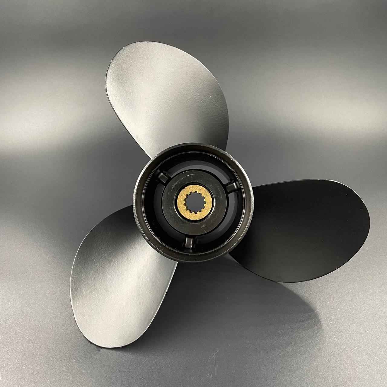 картинка Гребной винт Tohatsu 60-140 (3x13-1/4x17)