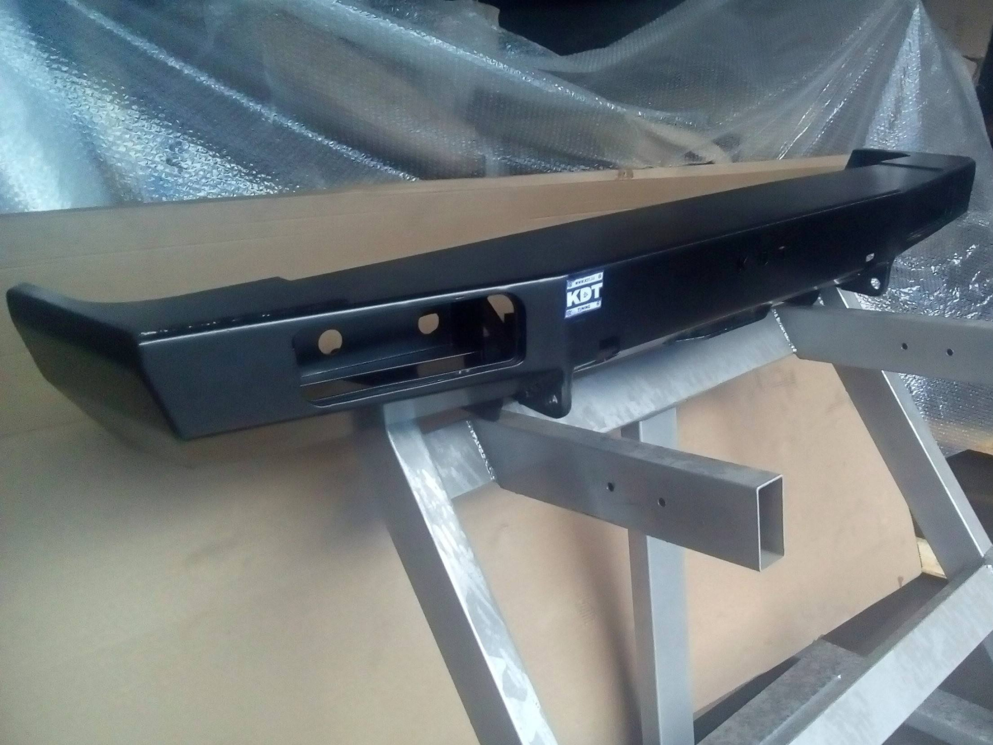 картинка Задний силовой бампер Land Rover Discovery 2