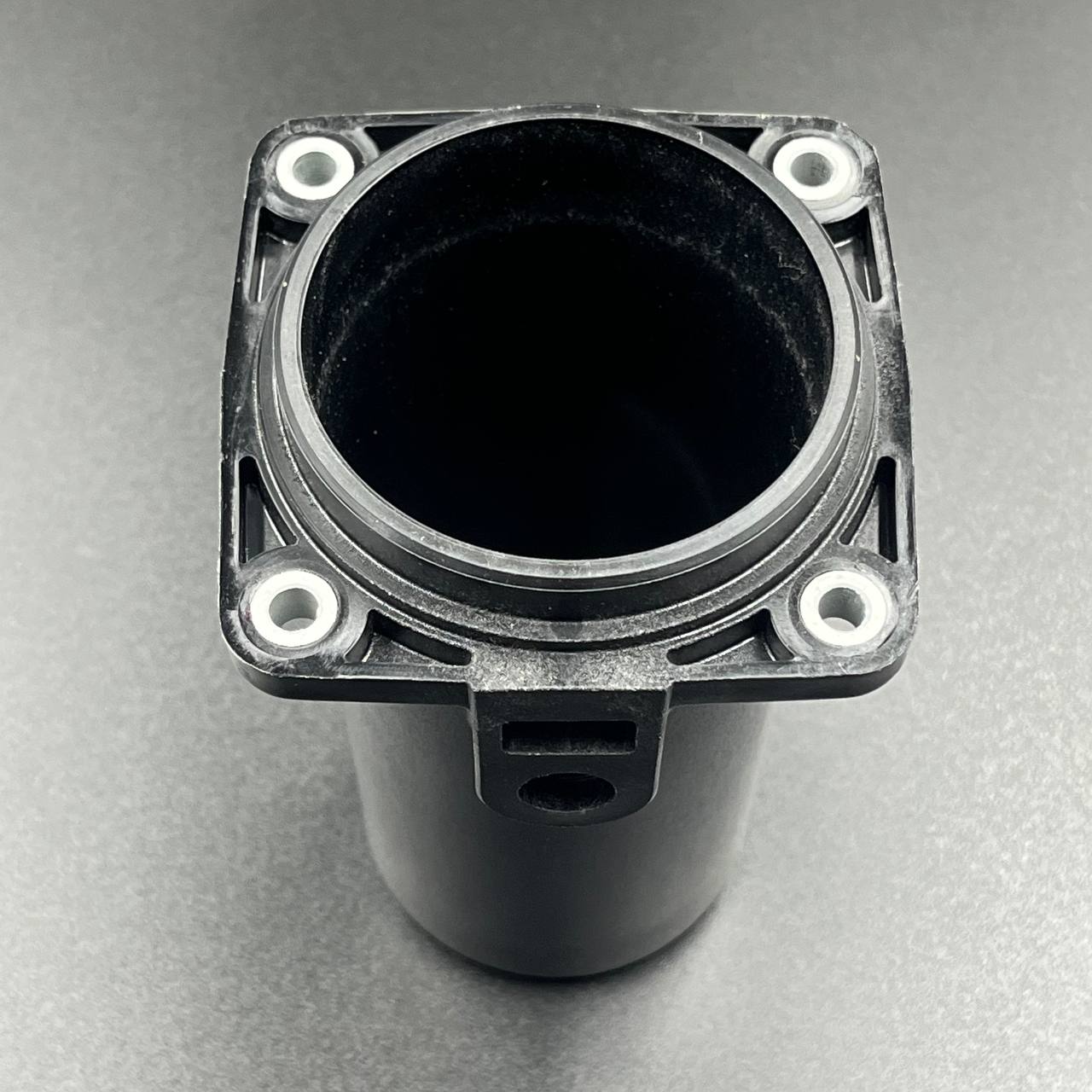 картинка Масляный бачок гидроподъема Yamaha F300-350 (Yamaha)