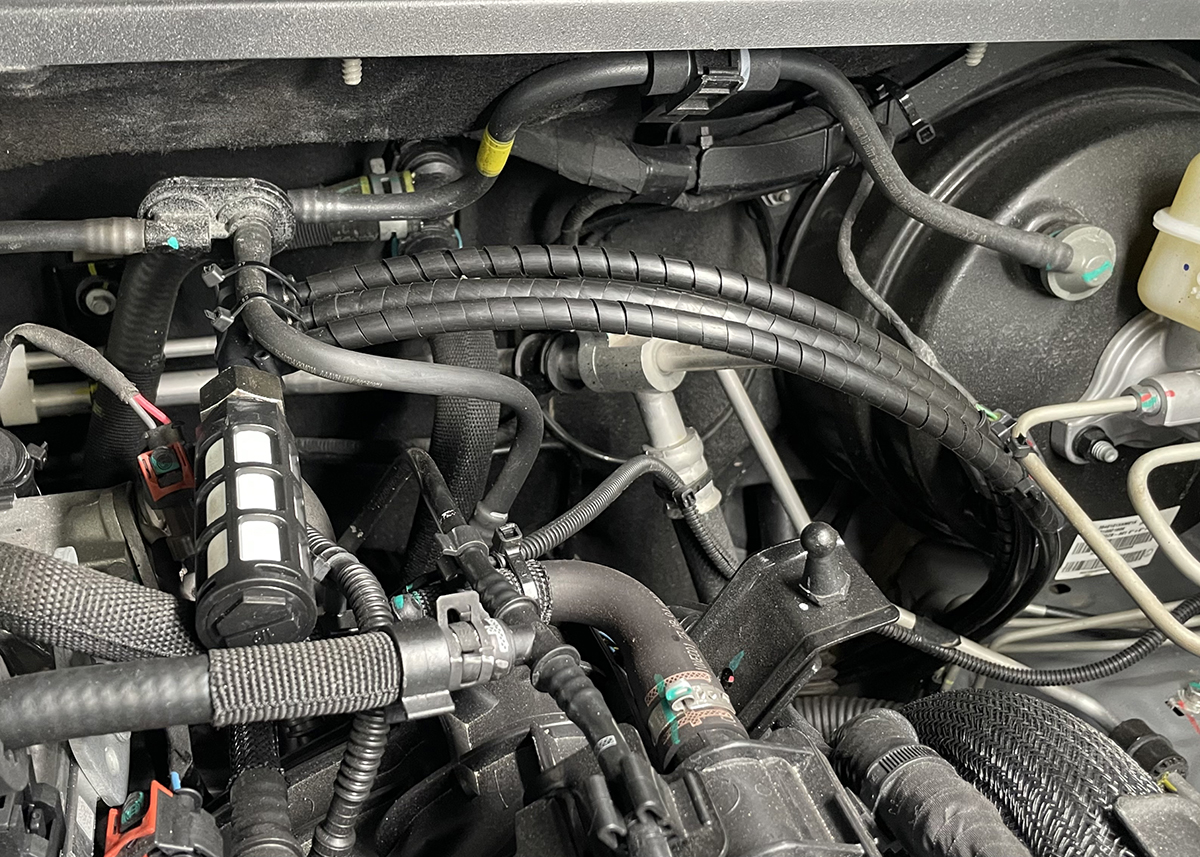 картинка Комплект для вывода сапунов TANK 300 HARD