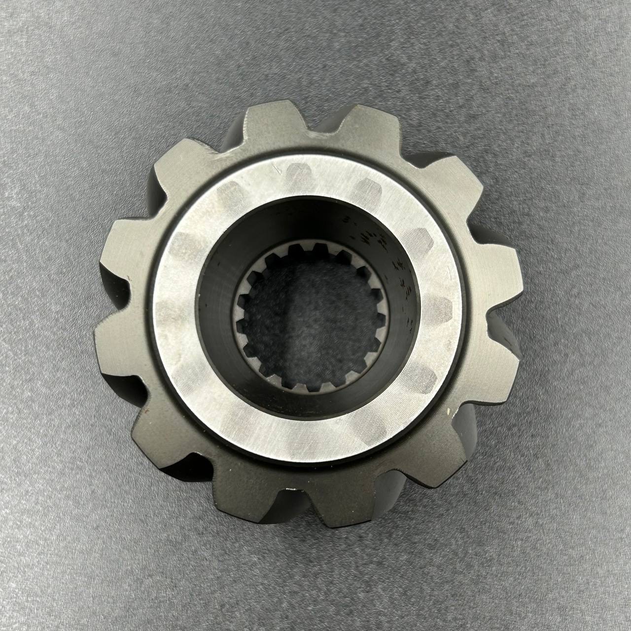 Шестерня вертикального вала (Пиньон) Honda BF75-90A (41131-ZW1-B01) (Honda)