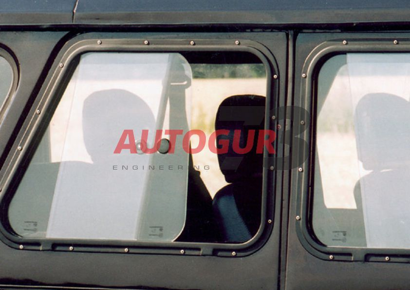 картинка Надставка двери УАЗ Хантер крыша (задняя правая)