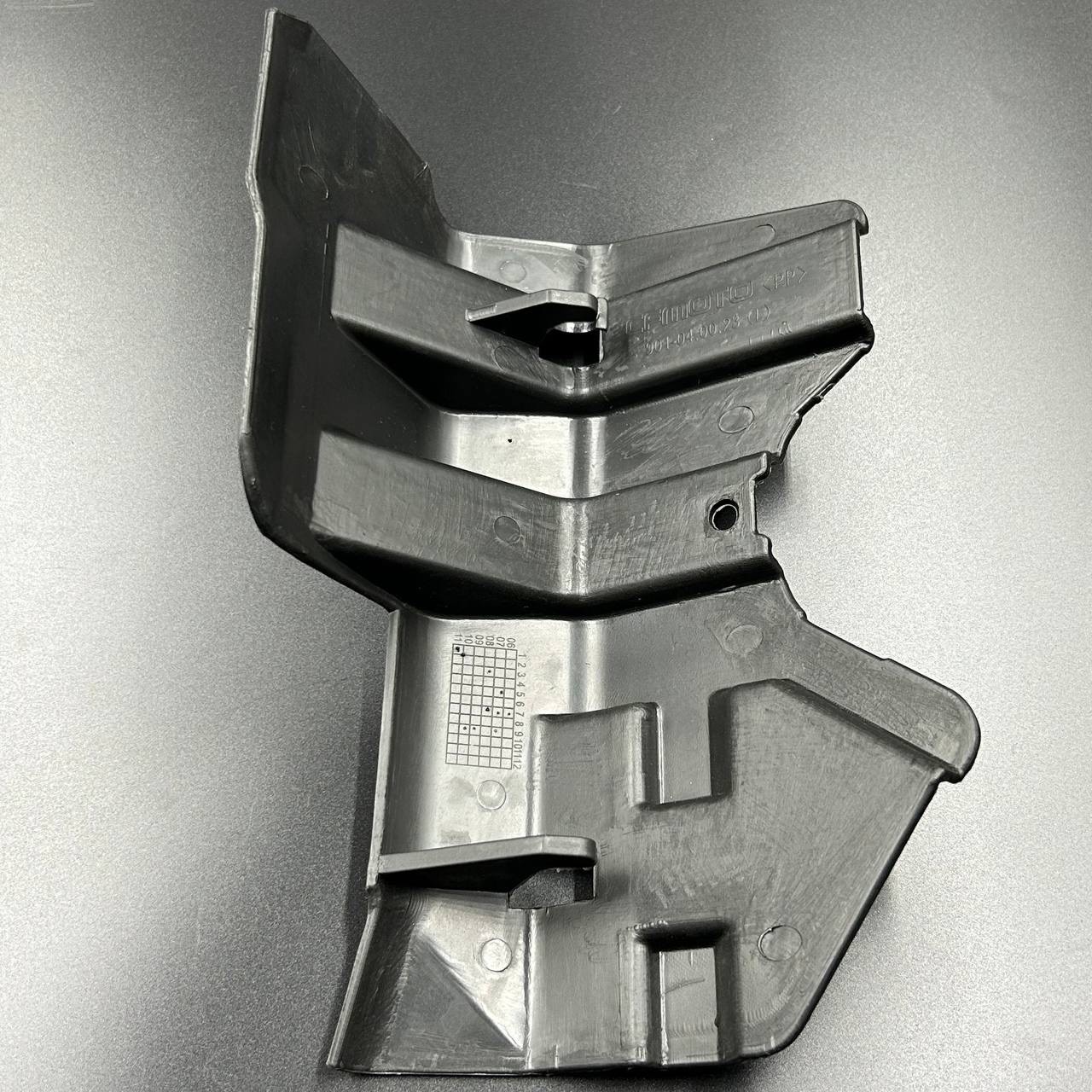 картинка Защита рычага, левая CFM X5(пластик) (ZIBO)