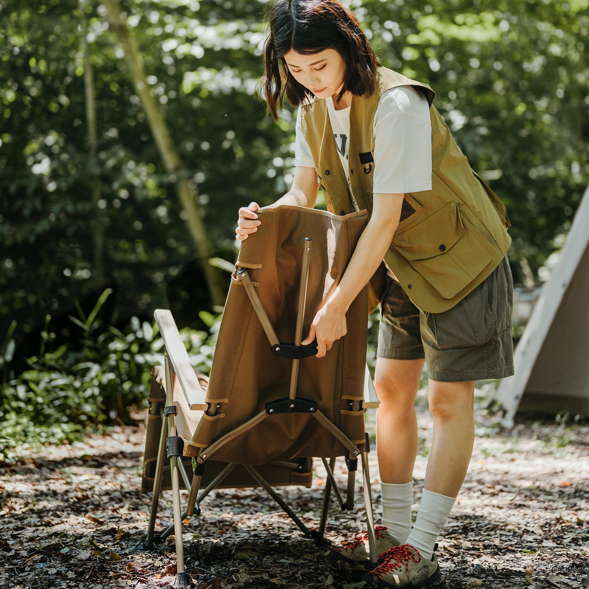 картинка Кресло туристическое Naturehike Nightfall T08 складное, до 110 кг, коричневое