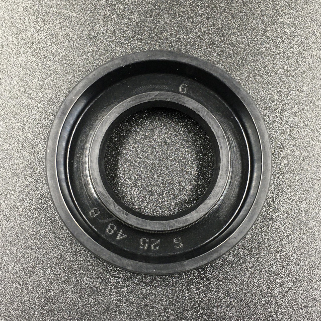 картинка Сальник Yamaha (93102-25M28) (25x48x8) (Omax)