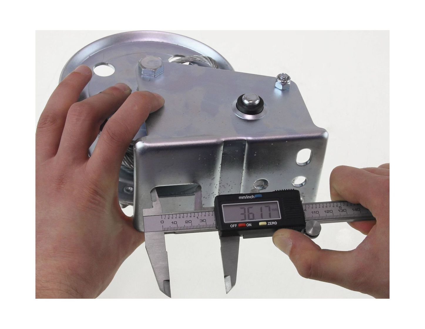 картинка Лебедка для прицепа 1000 lbs (455 кг)