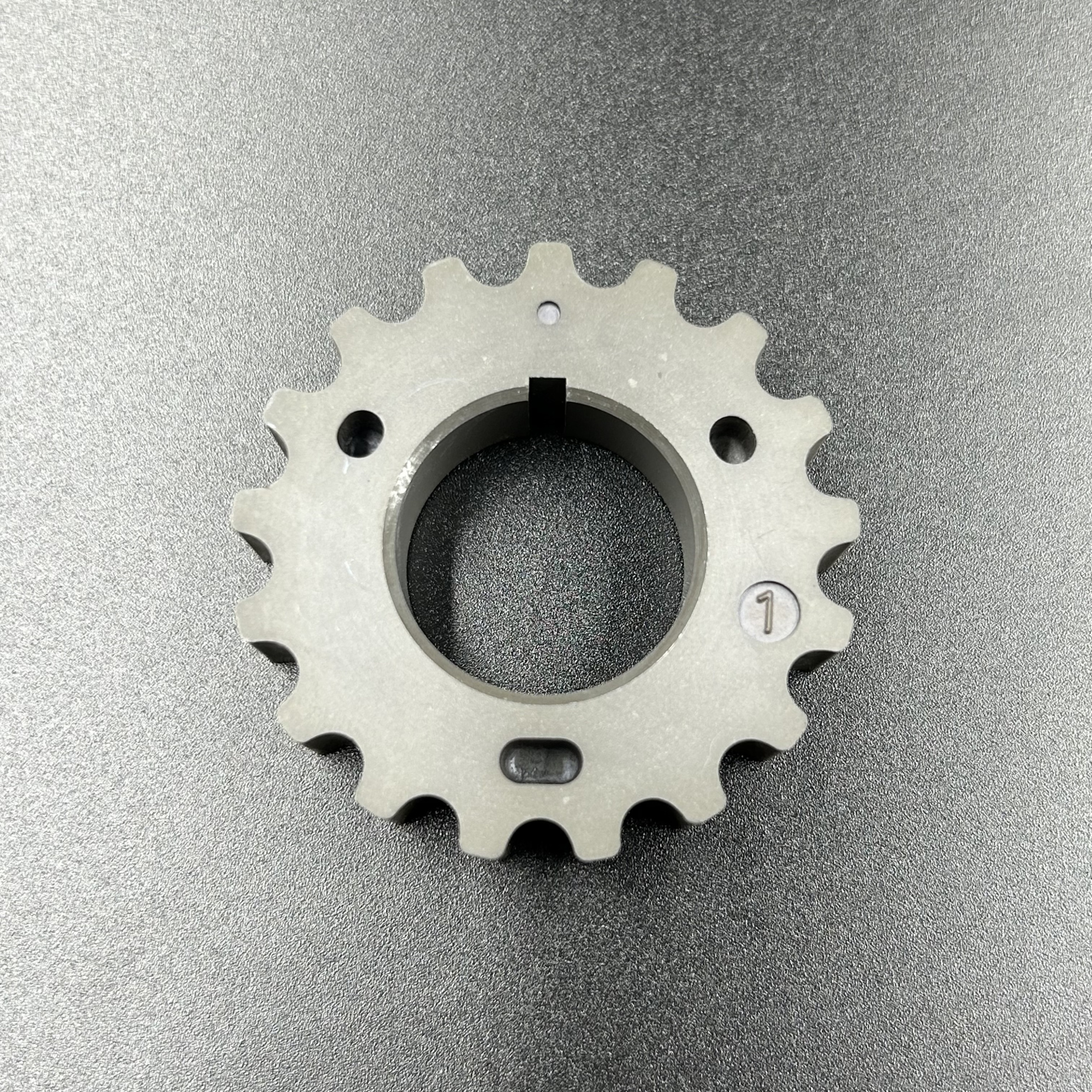 картинка Шестерня коленчатого вала Suzuki DF8-9.9A (Suzuki)