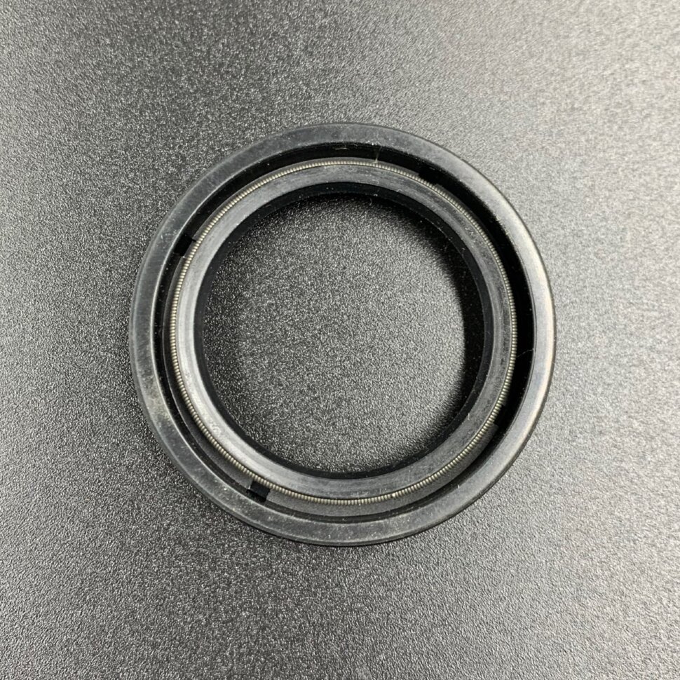 картинка Сальник Yamaha (93102-30M56) (30x42x6) (Omax)