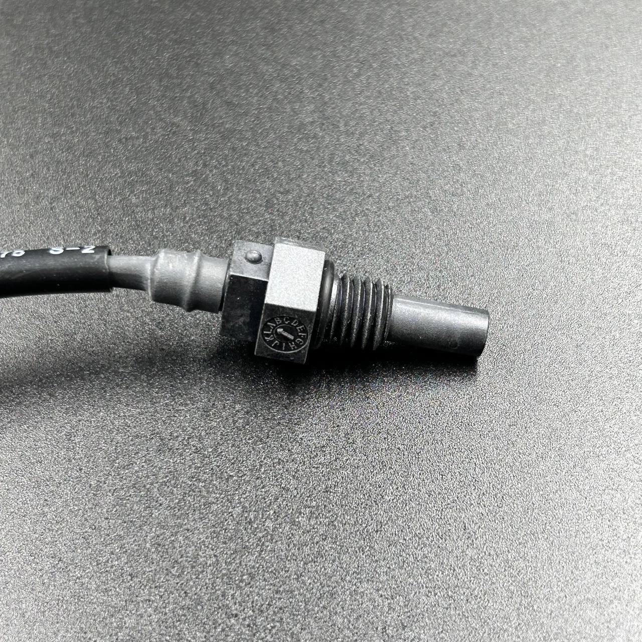 картинка Датчик температуры двигателя Yamaha F30-40 (67C-85790-00) (Yamaha)