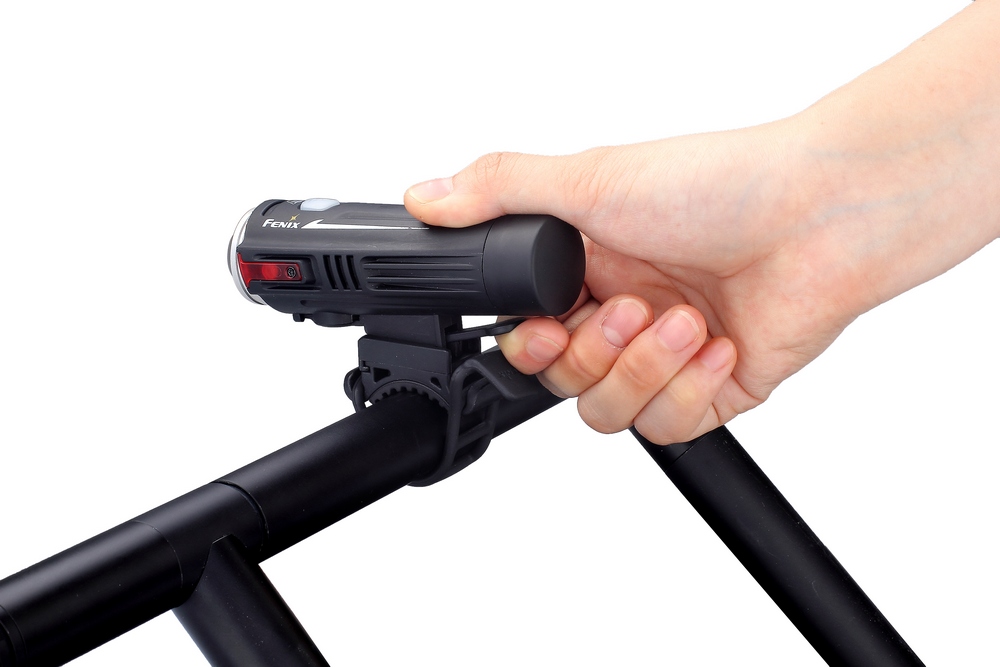 картинка Велофара Fenix BC21R XM-L2 T6 natural white LED