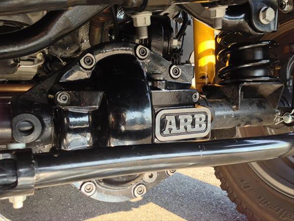 картинка Крышка дифференциалов DANA 44 черная