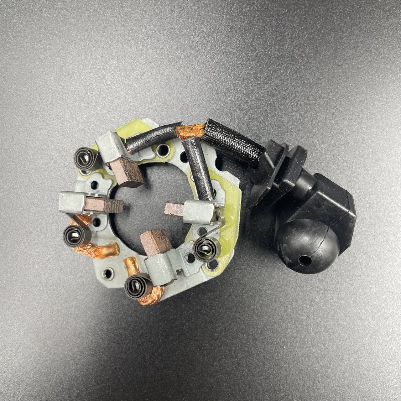 картинка Щеточный узел Yamaha F75-100 (Osaka)