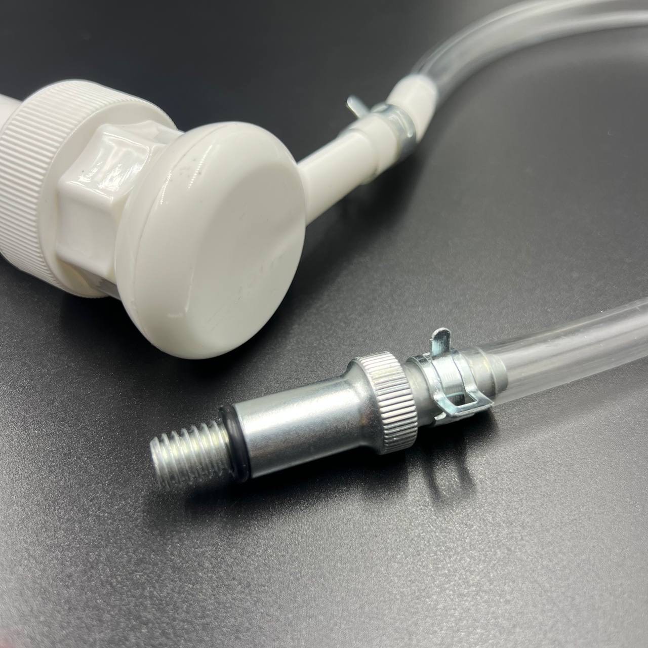 картинка Насос для закачки масла в редуктор Mercury/Mercruiser (Quicksilver)