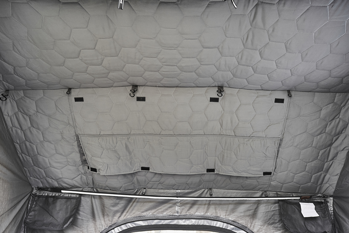 картинка Палатка на крышу автомобиля Wild Land Wild Cruiser 250 Pro