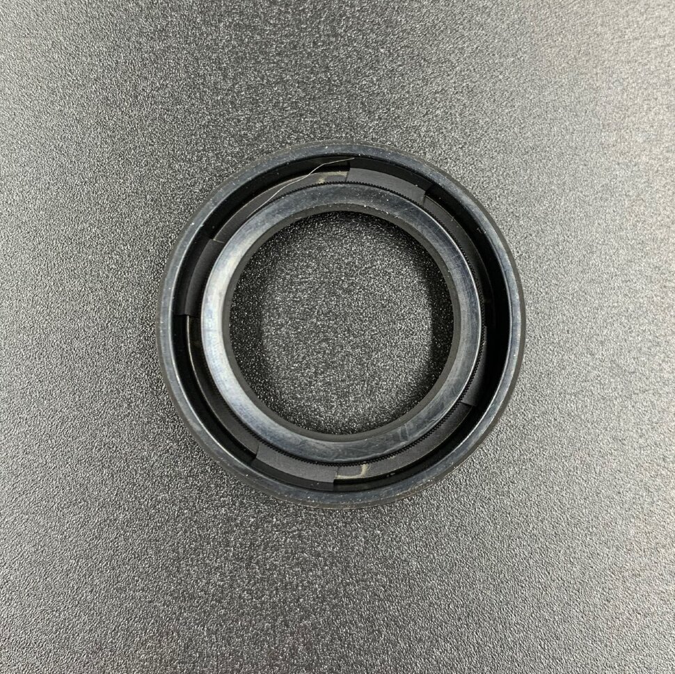 картинка Сальник Yamaha (93101-25M57) (23x35.5x6) (Omax)