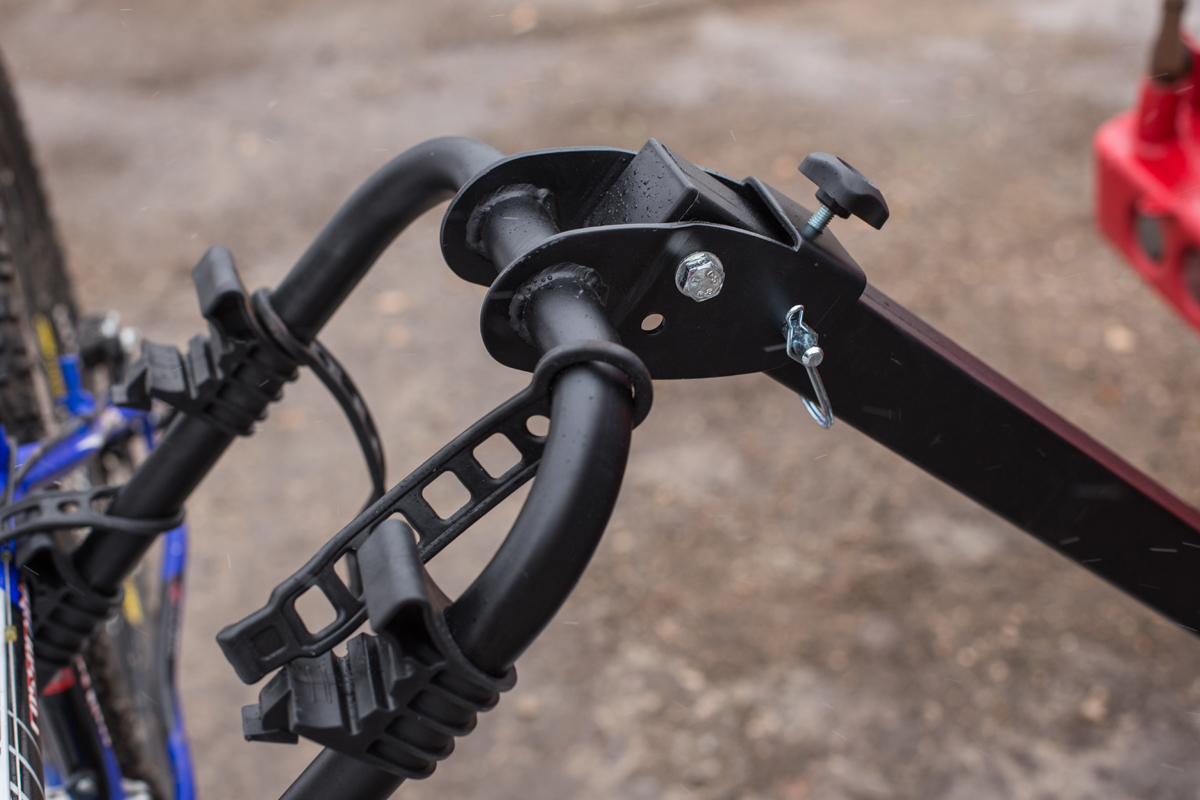 картинка Велобагажник РИФ в квадрат для фаркопа на 3 велосипеда