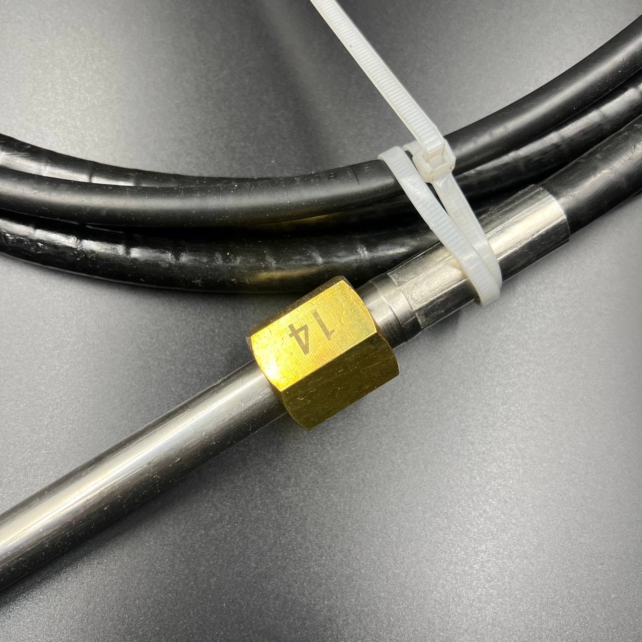 картинка Трос рулевой (14FT) (M58) (PWB)