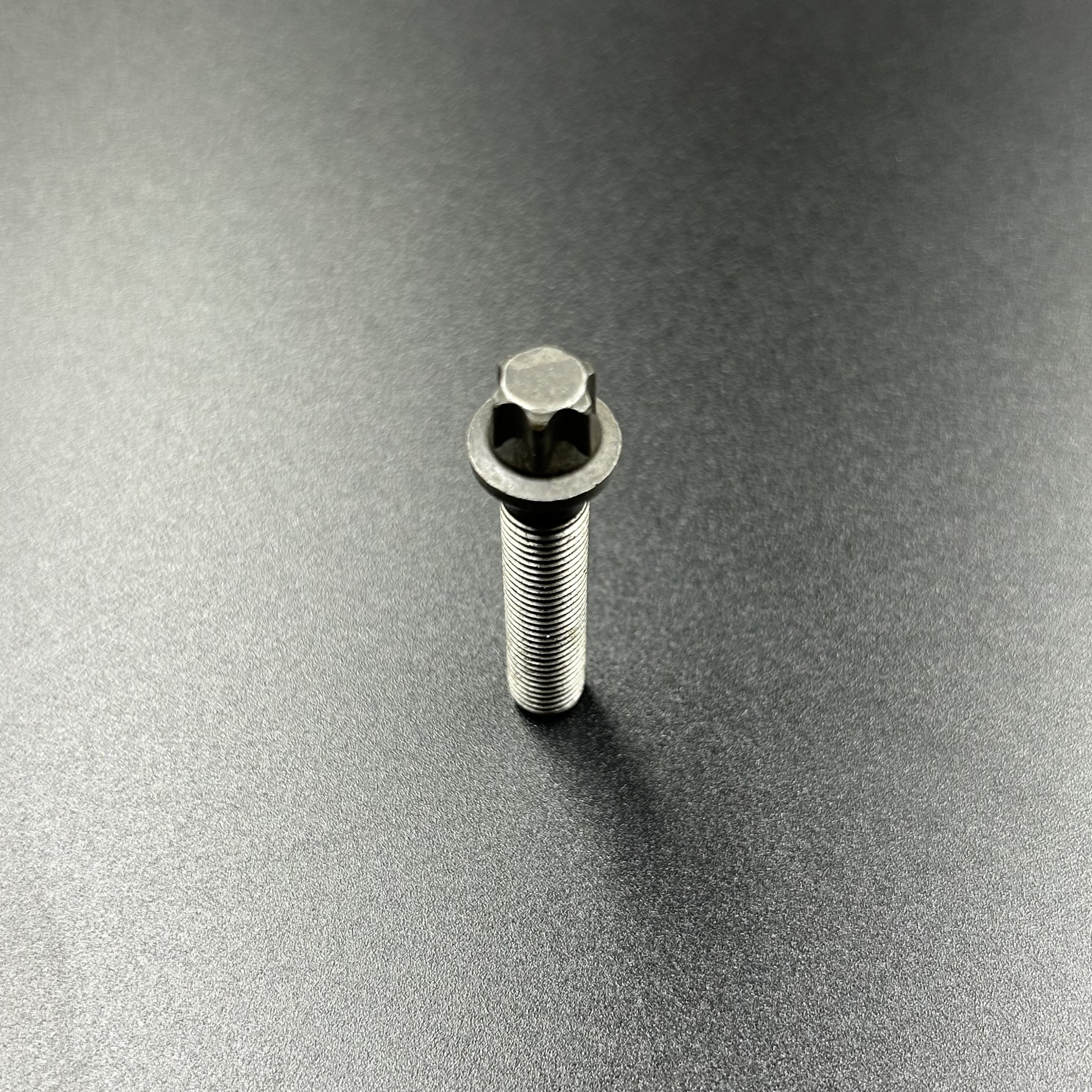 картинка Болт шатунный Yamaha F80-115 (Yamaha)