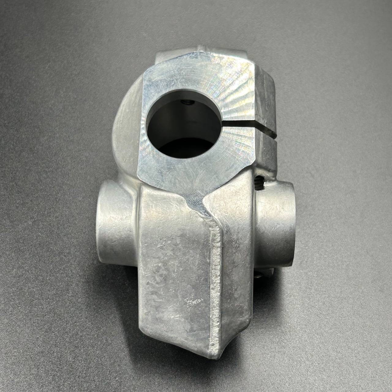 картинка Крепление лыжи левое Yamaha Vk540 (Yamaha)