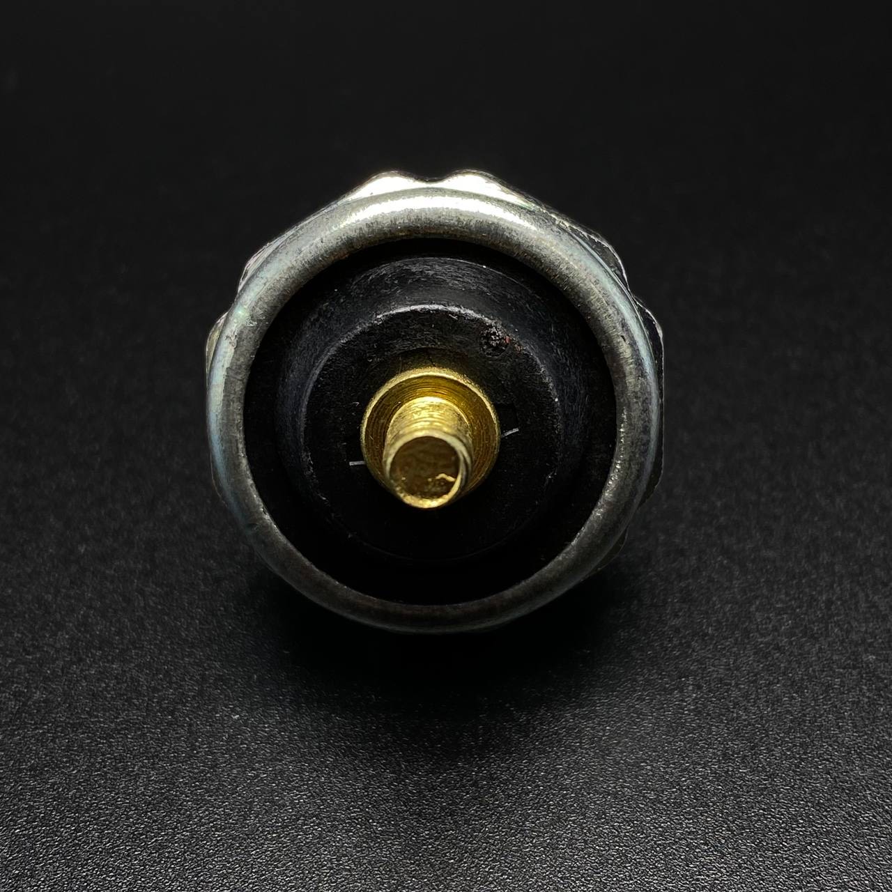 картинка Датчик давления масла SWITCH KIT (Quicksilver)