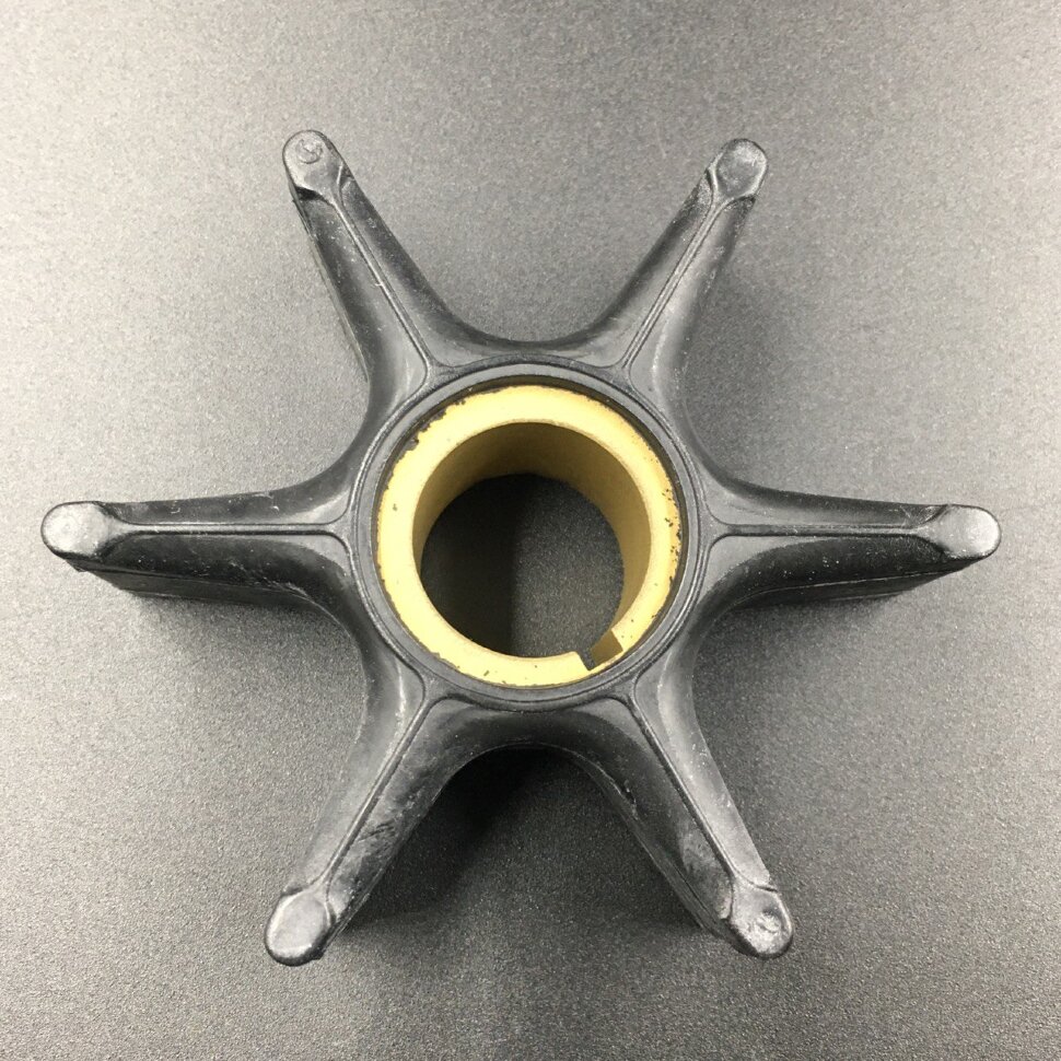 картинка Крыльчатка помпы охлаждения Yamaha 115-250 (Omax)