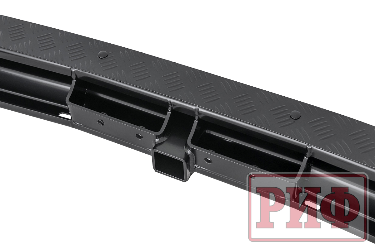 картинка Бампер задний РИФ Toyota Land Cruiser 200 2007-2015 c квадратом