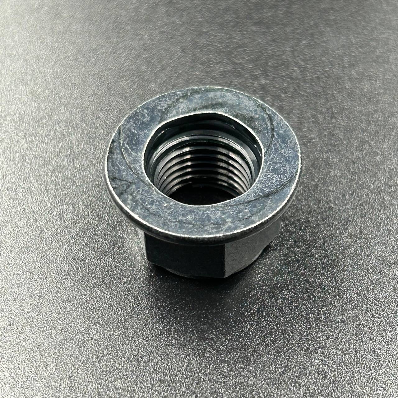 картинка Гайка крепления ролика Yamaha Vk540 (Yamaha)
