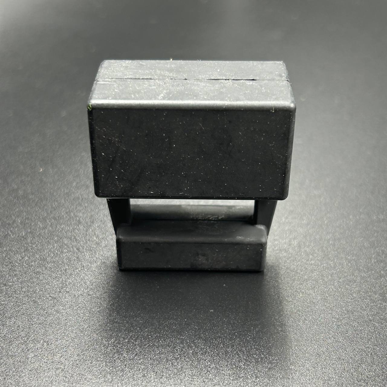 картинка Подушка подвески Mercury 6-15 2/4-Stroke (Quicksilver) 421891