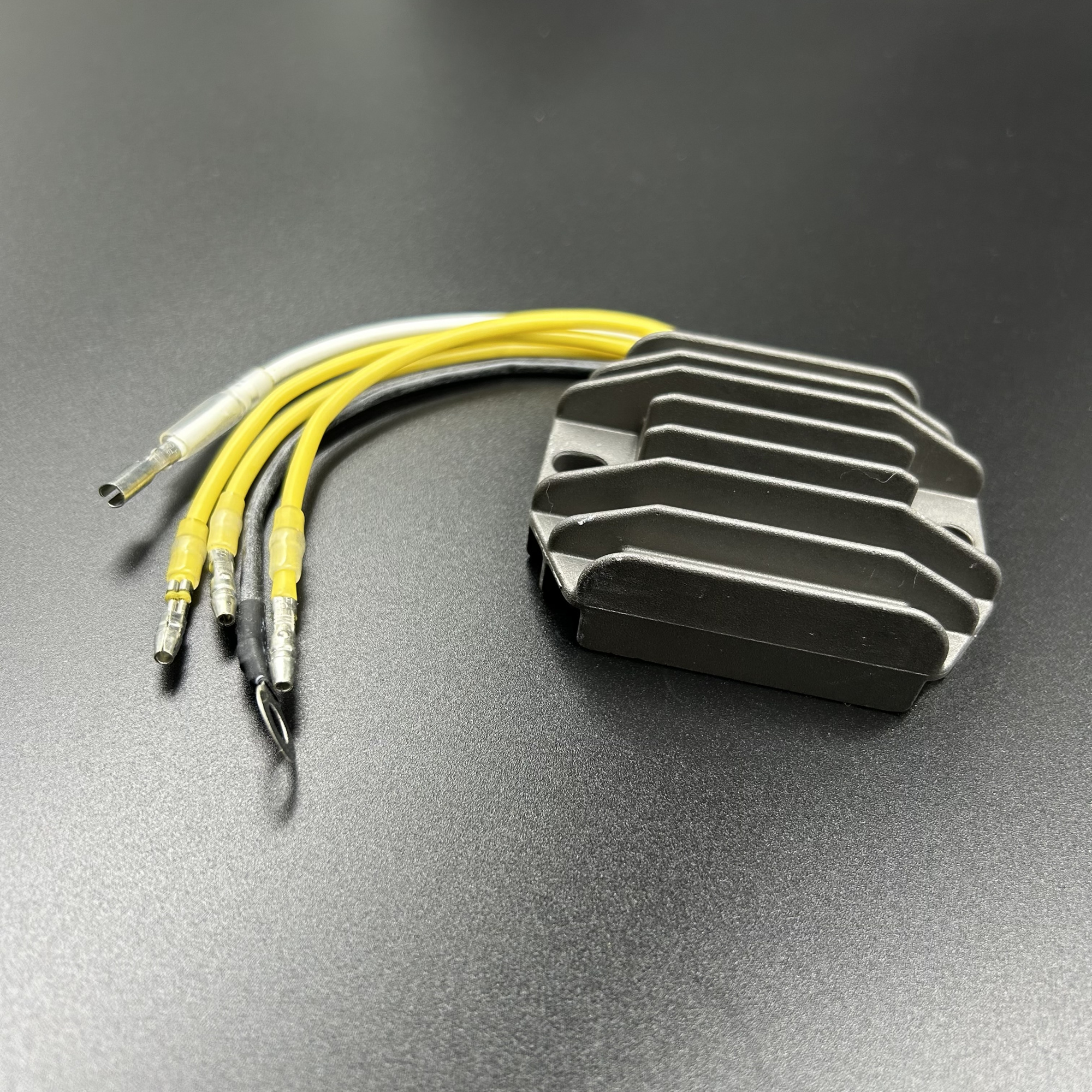 картинка Реле-регулятор напряжения Suzuki DF9.9B-20A (32800-89L01; 32800-89L02) (PREMARINE)