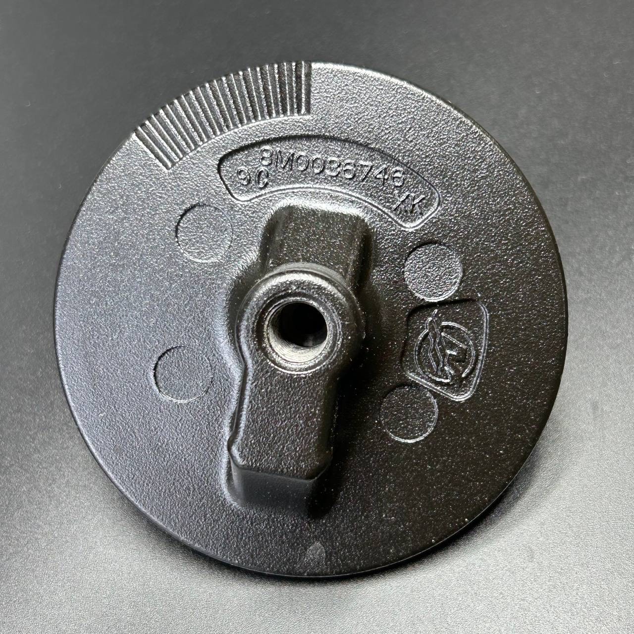 картинка Анод редуктора Mercury/Mariner (Алюминиевый) (31640T07) (Quicksilver)