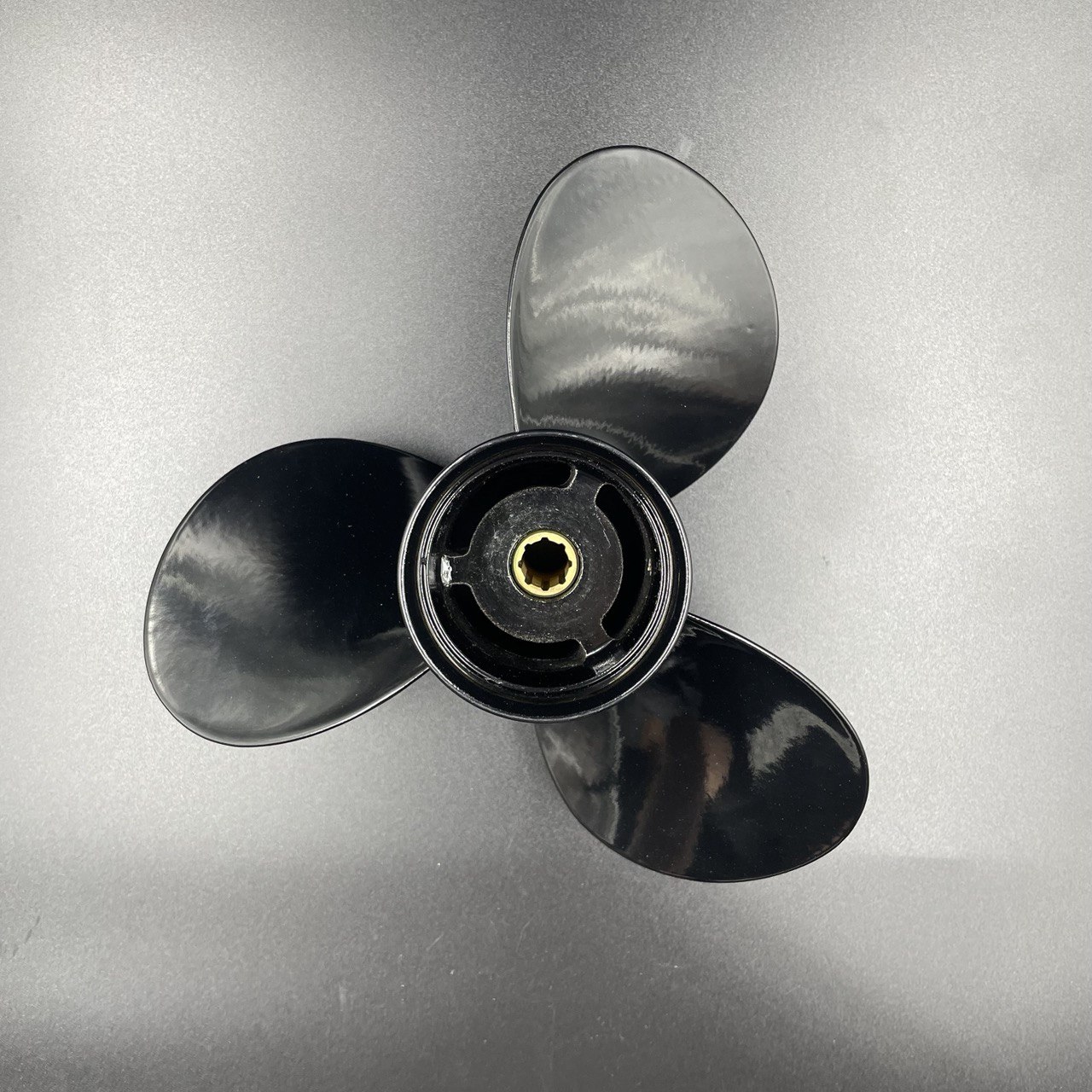 картинка Гребной винт Mercury 6-15 Sema (3х9-1/4х11) (Polastorm)