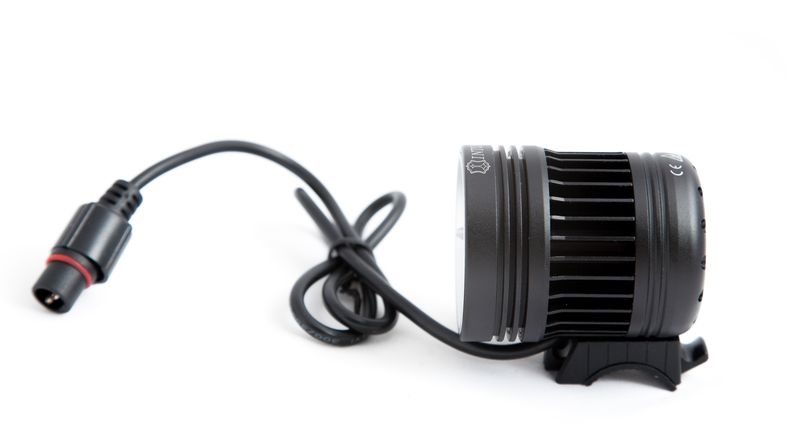 картинка Фара велосипеда Inton NB1308, CREE XM-L2 , 4000Lum, 4LED