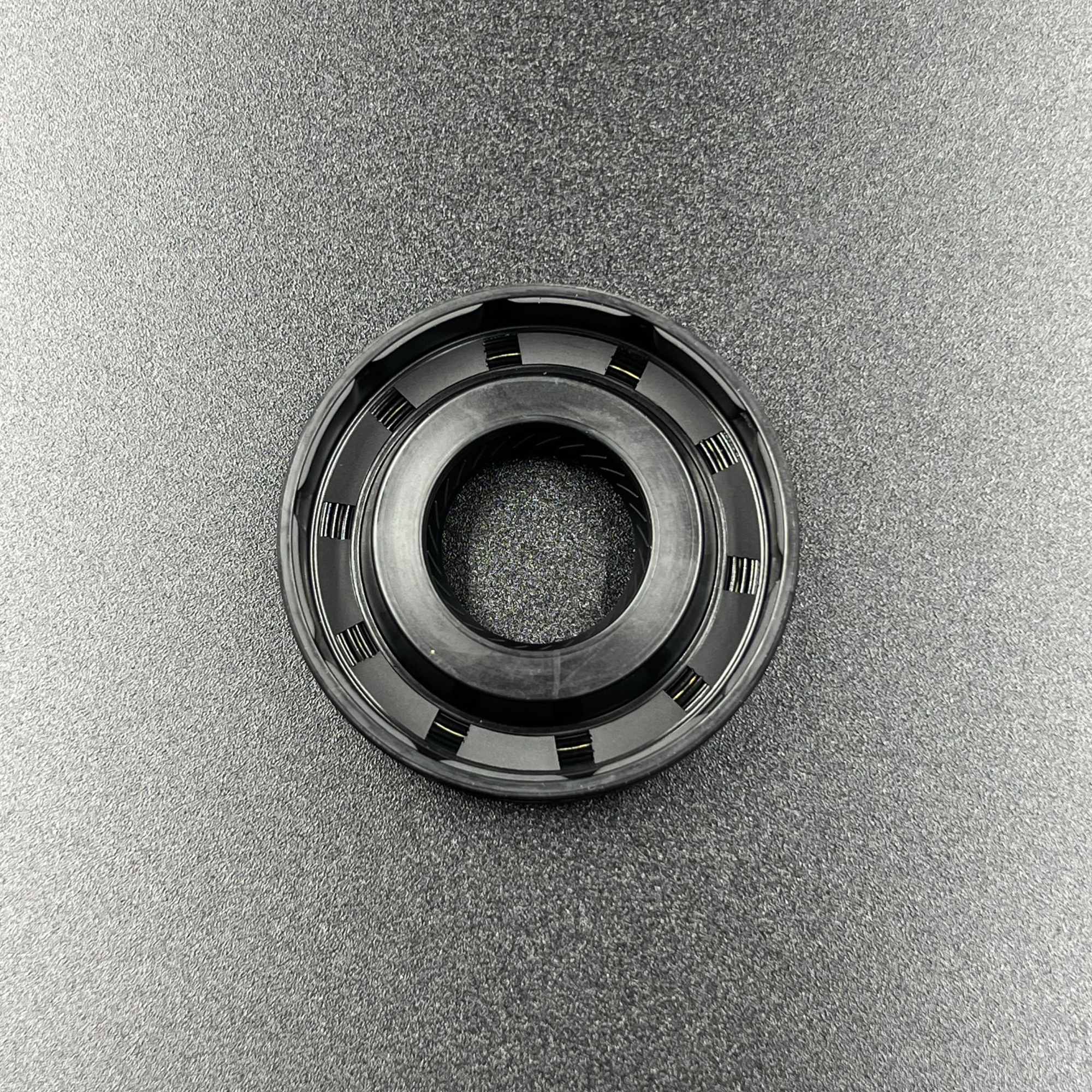 картинка Сальник Mercury (26-814670) (19x44.5x9) (Omax)