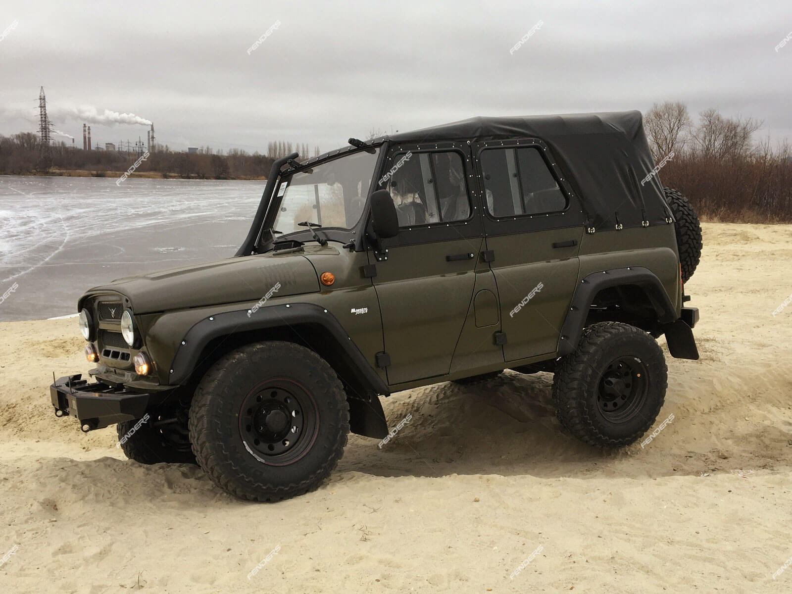 картинка Расширители колёсных арок FENDERS для УАЗ Хантер под нерезанные арки колёс