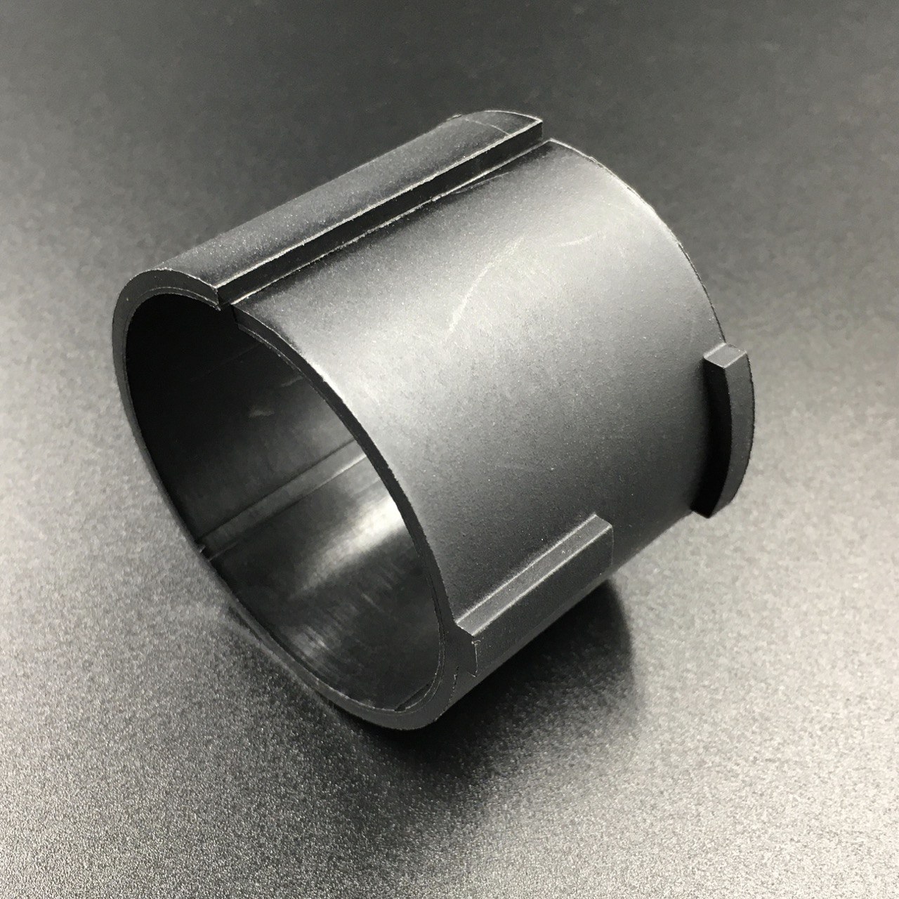 картинка Втулка поворотной рамы пластиковая Yamaha 40X, F20-45 (верх) (PREMARINE)