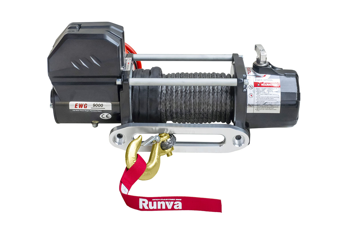 картинка Лебедка Runva 9000 lbs 4200 кг синтетика Magnum