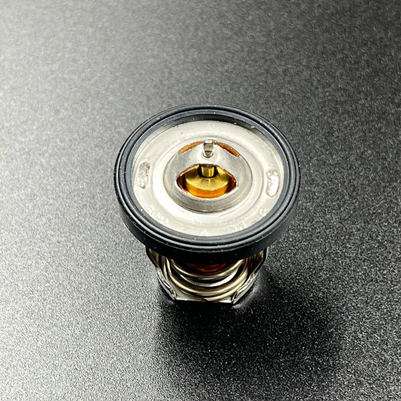 картинка Термостат Suzuki DF 8-30 (A) (17670-94J00) (Suzuki)