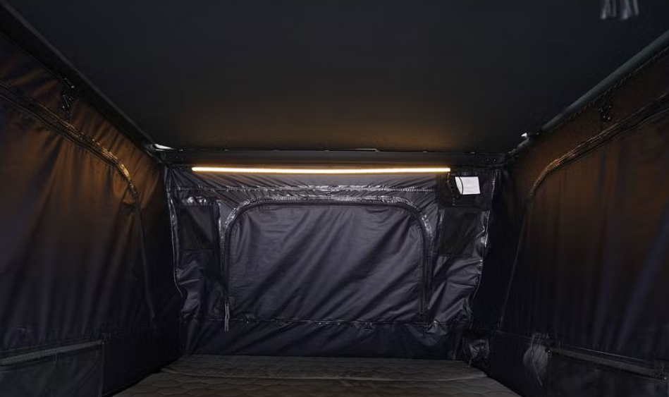 картинка Палатка на крышу автомобиля Wild Land Sky Rover 2.0