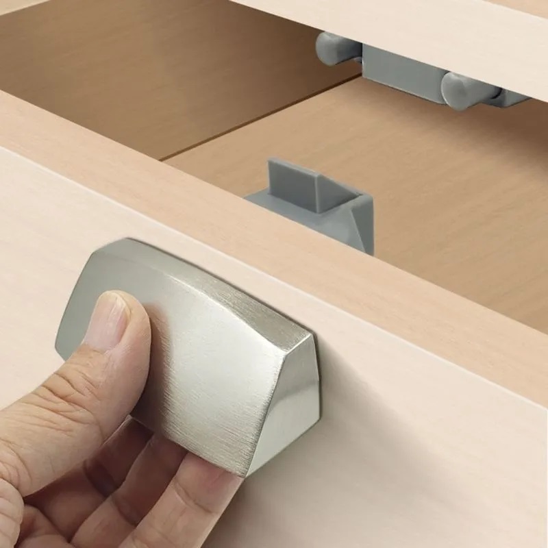 картинка Ручка-замок мебельная BL07-SN (глянцевый)